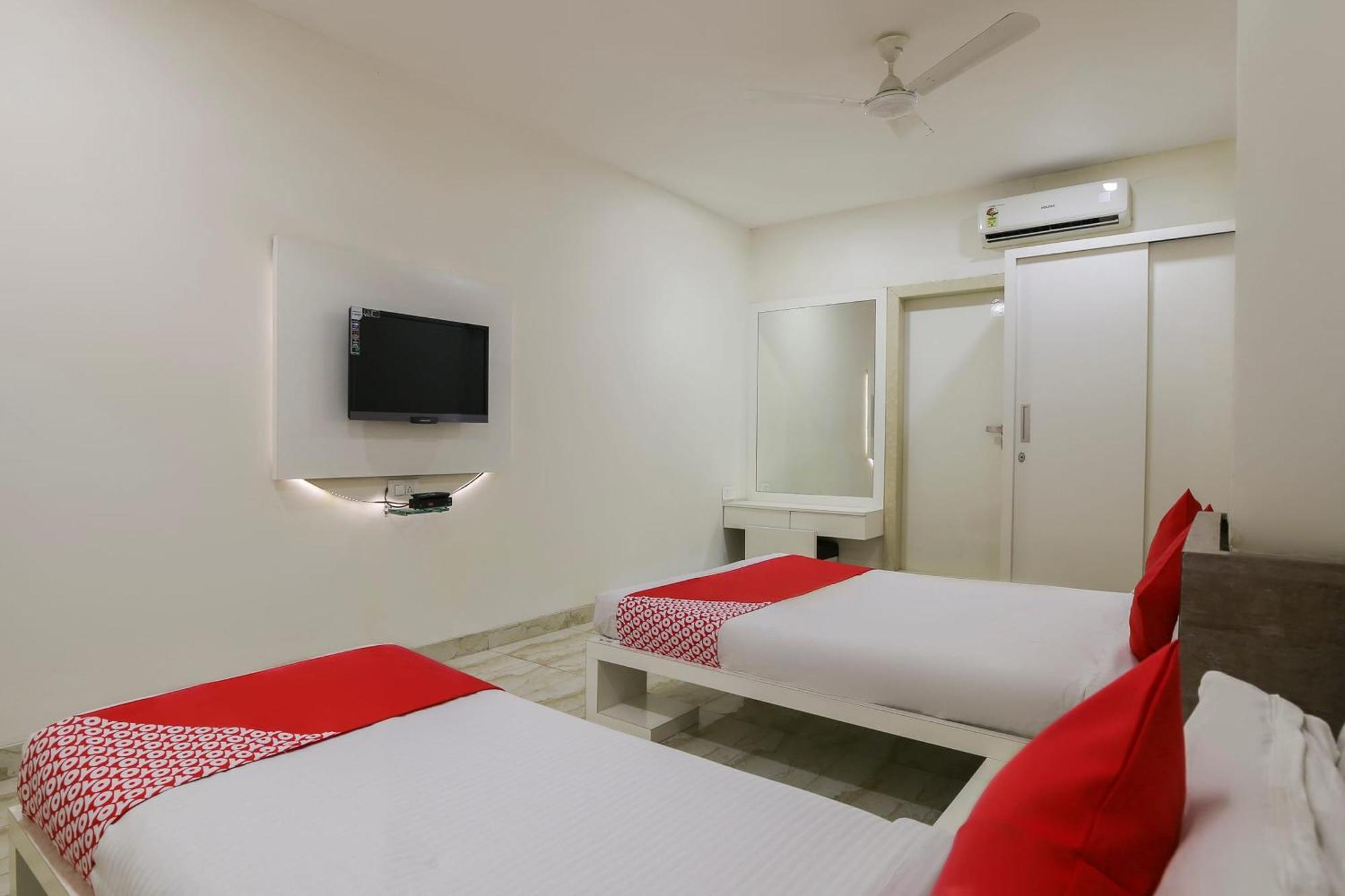 Hotel O Shiv Vatika Banquet & Rooms Bhatha Exterior foto